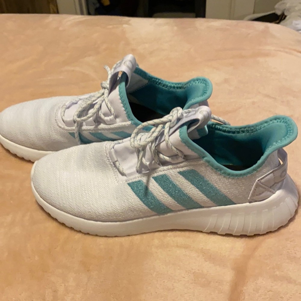 7.5 women’s Adidas white and aqua. Worn once